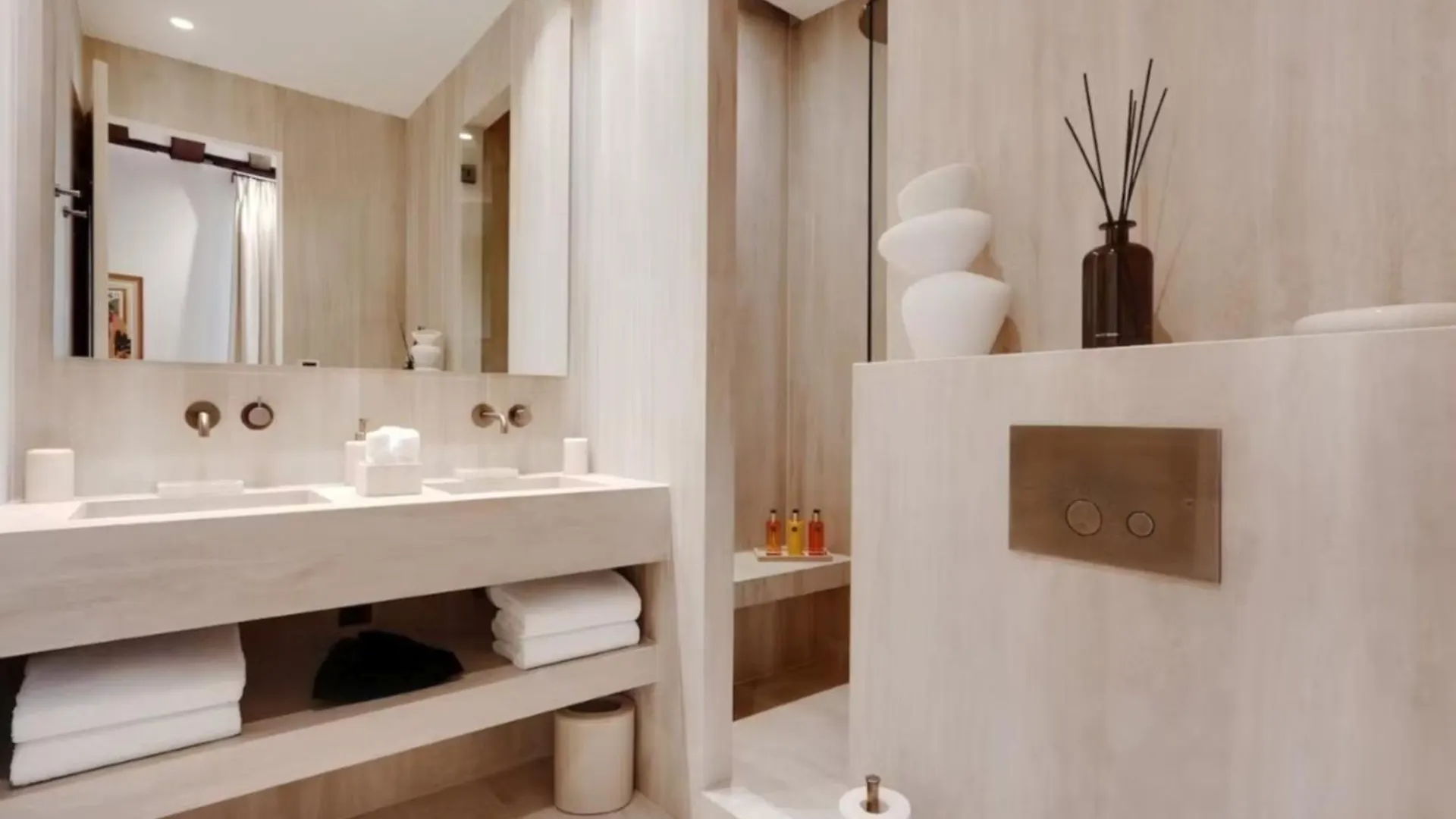 Appartement Lubeck Au Centre De Paris
